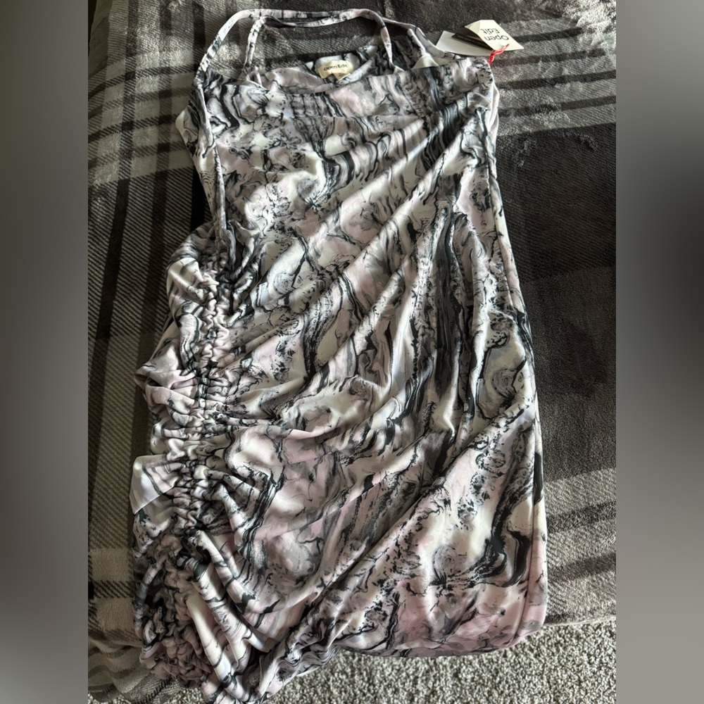 Elegant Black and Gray Asymmetrical Bodycon Dress